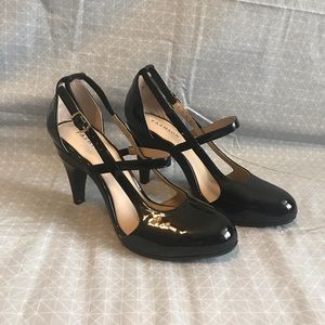 Pashion Black Patent Girl Boss Strappy Pumps 8 Changeable Heels
